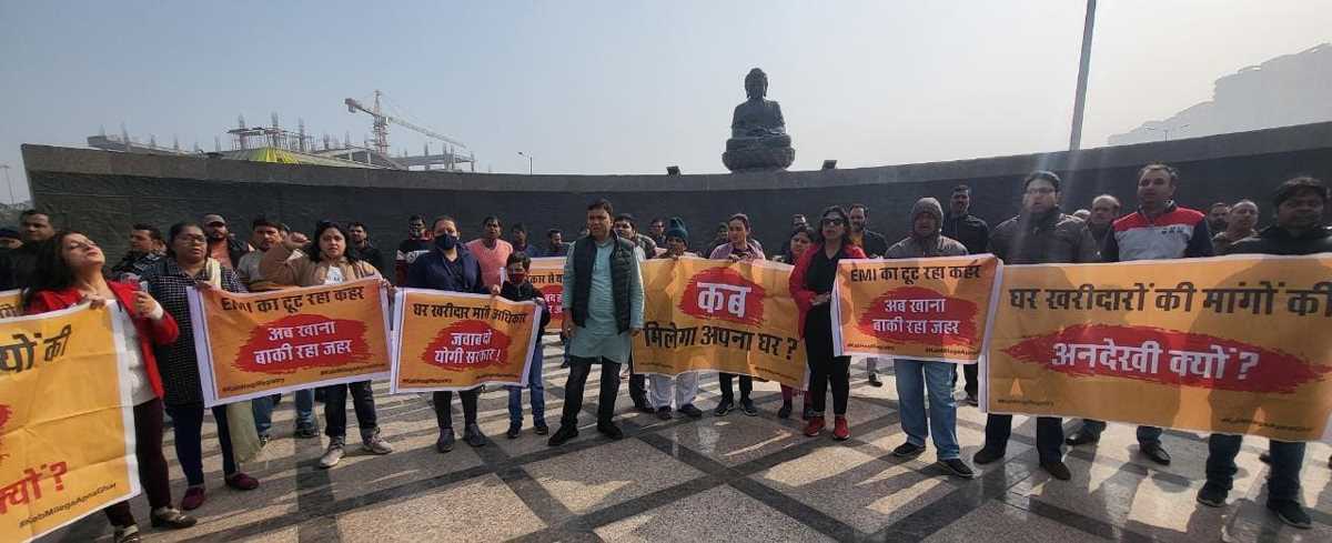 घरों खरीदारों का यूपी सरकार व प्रधिकरण से क्या रहा तेरा वादा